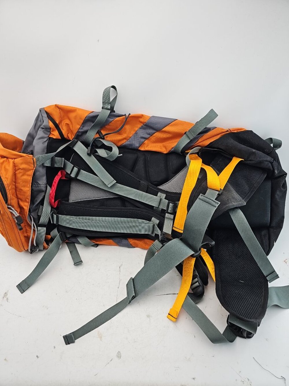 Marmot Eiger 36 Technical Hiking Backpack - Picture 4 of 5
